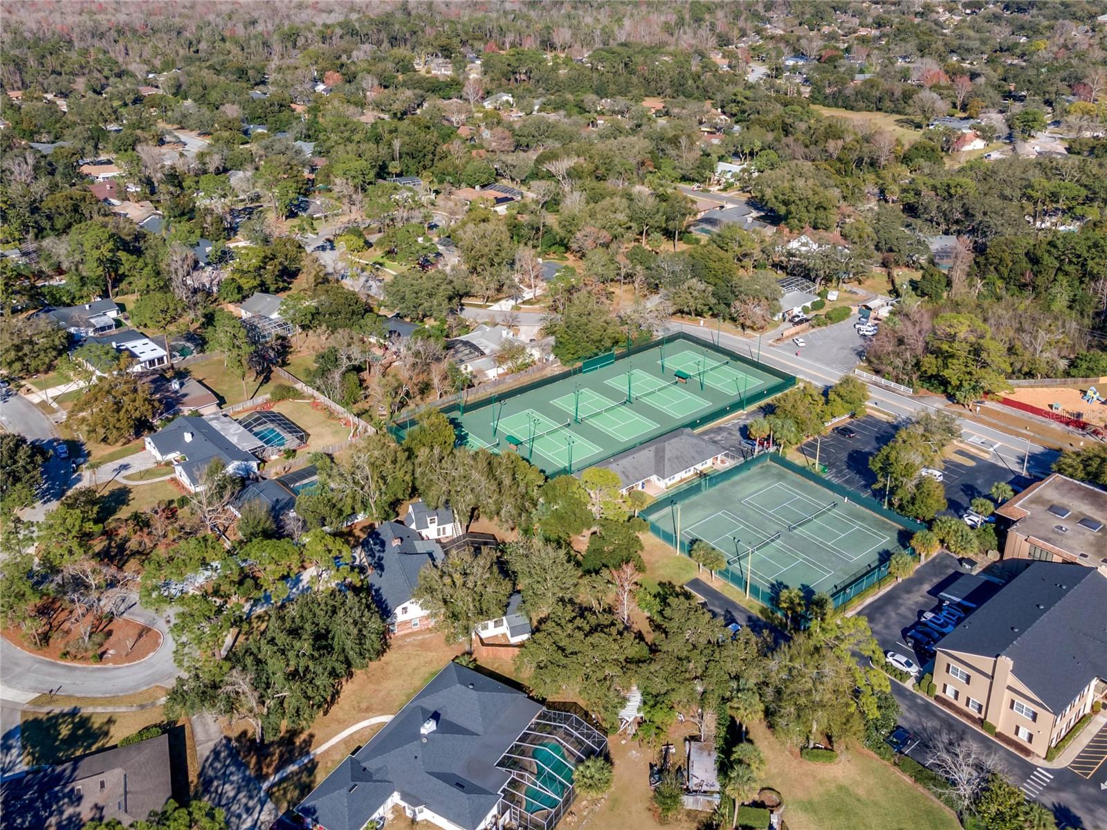 SWEETWATER OAKS SEC 04 - Residential