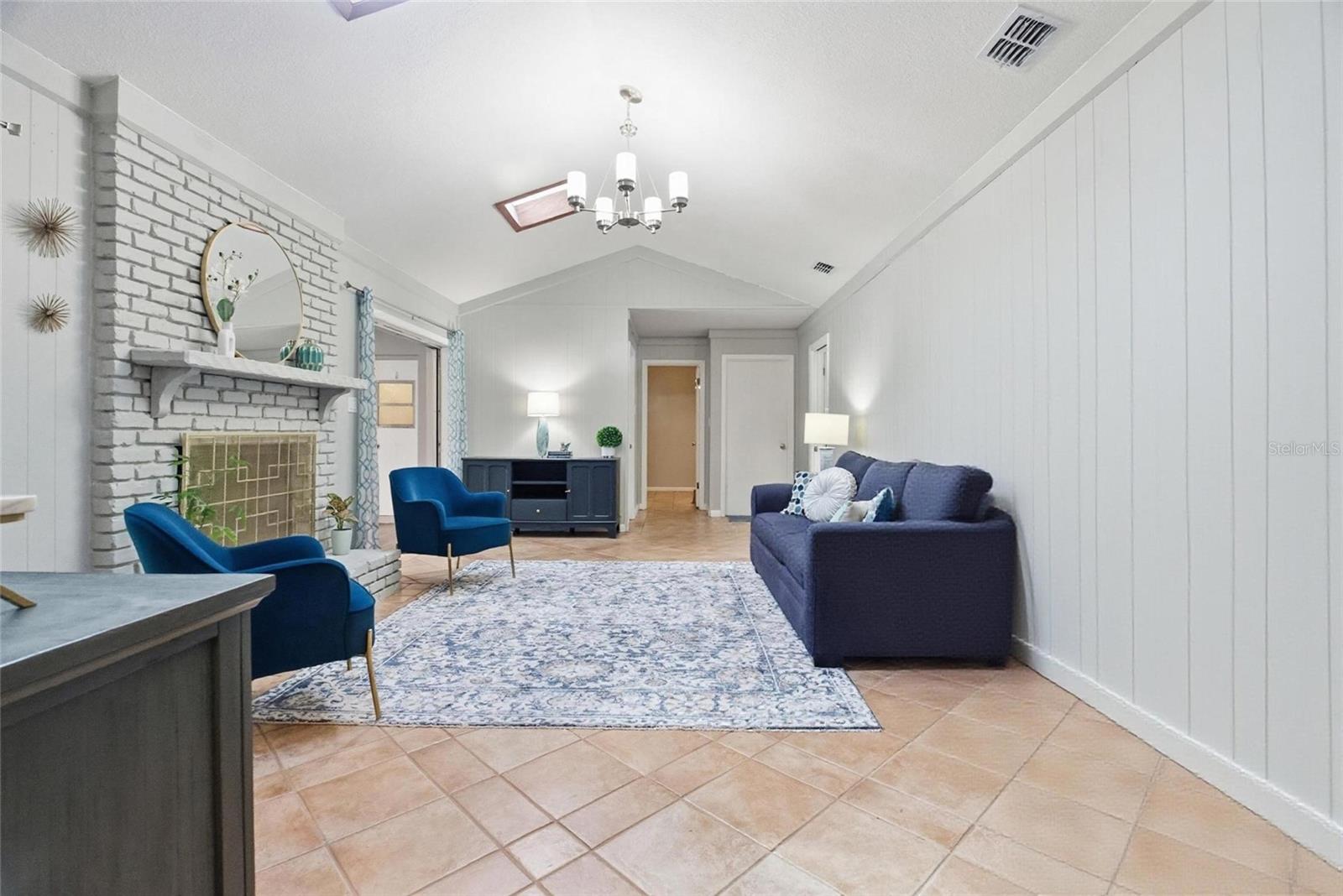 SWEETWATER OAKS SEC 04 - Residential