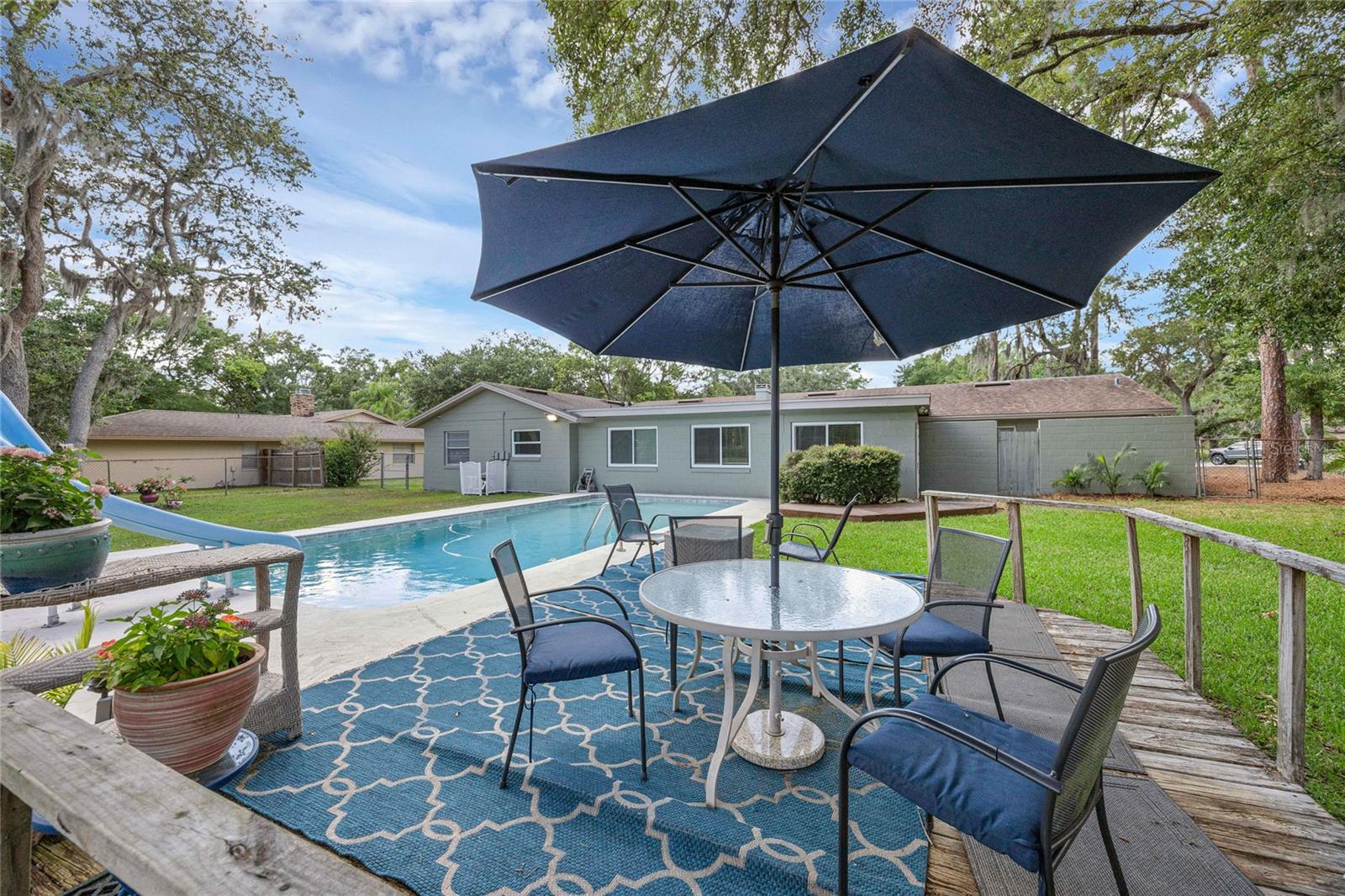 SWEETWATER OAKS SEC 04 - Residential