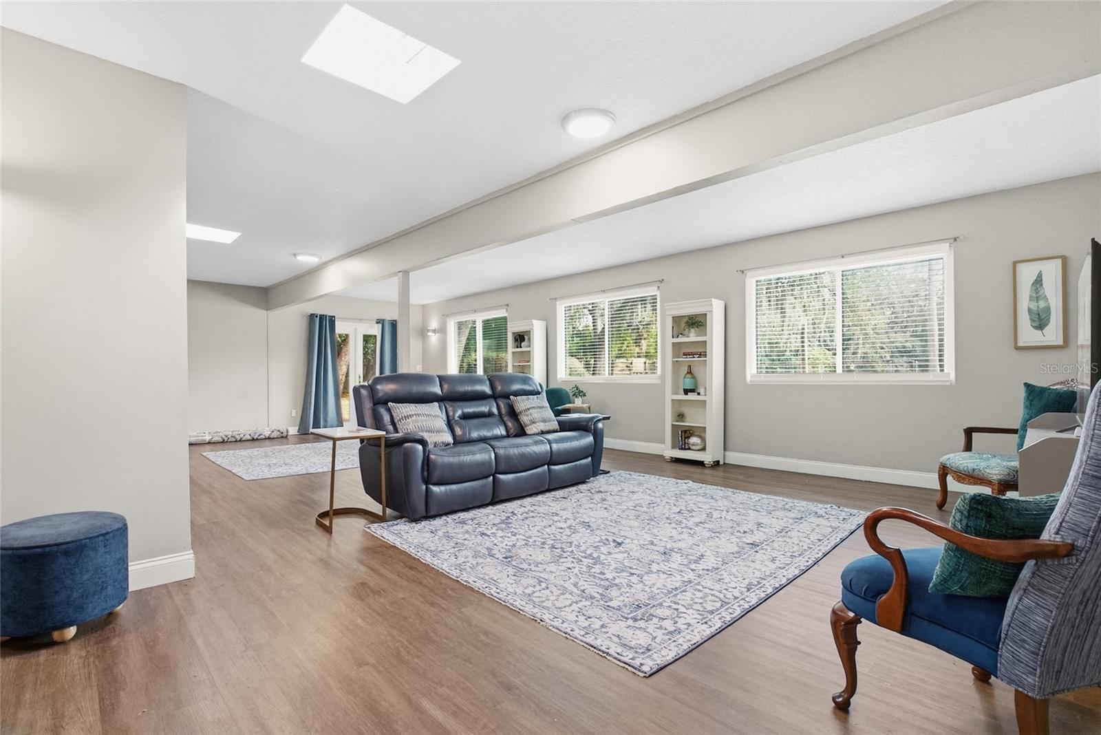 SWEETWATER OAKS SEC 04 - Residential