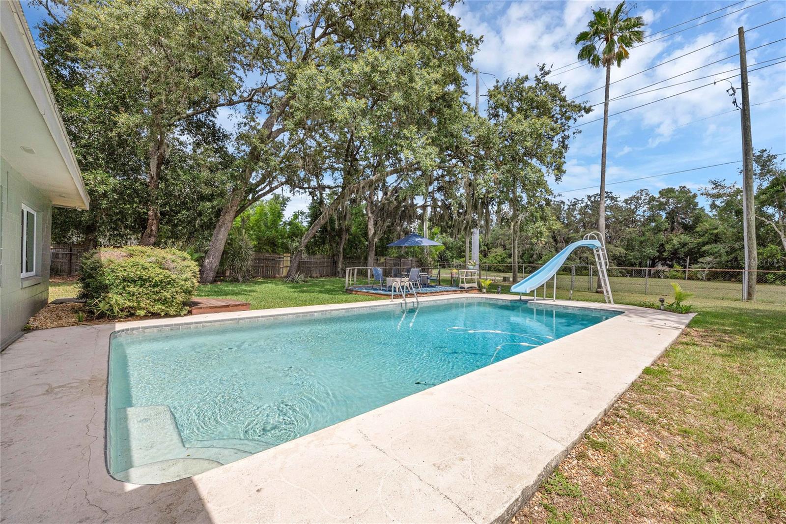 SWEETWATER OAKS SEC 04 - Residential