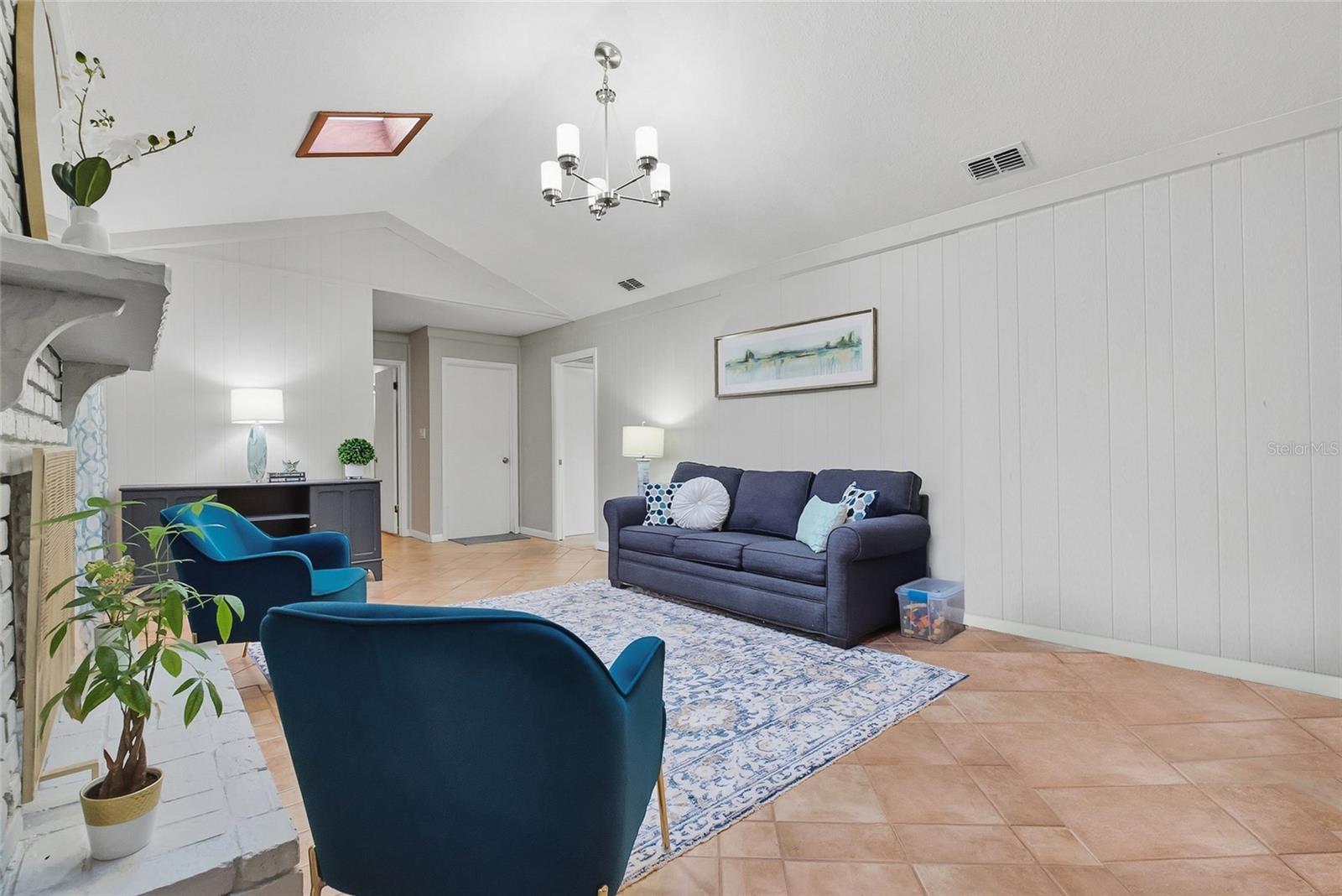 SWEETWATER OAKS SEC 04 - Residential