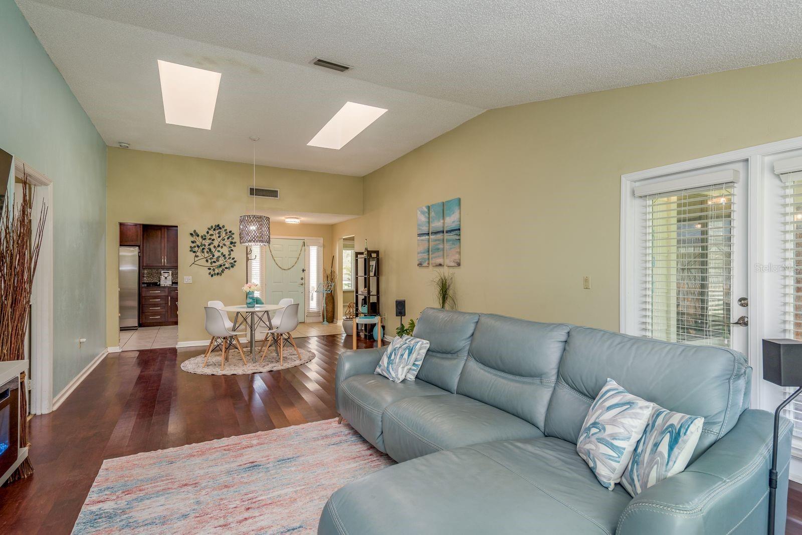 1023 LAKE AVOCA PLACE