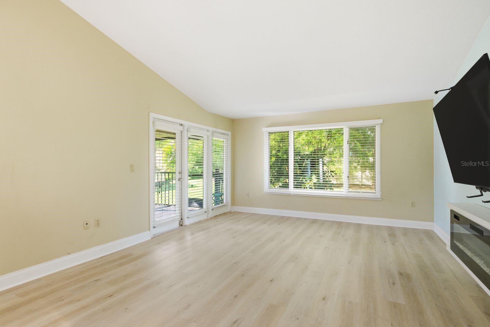 1023 LAKE AVOCA PLACE
