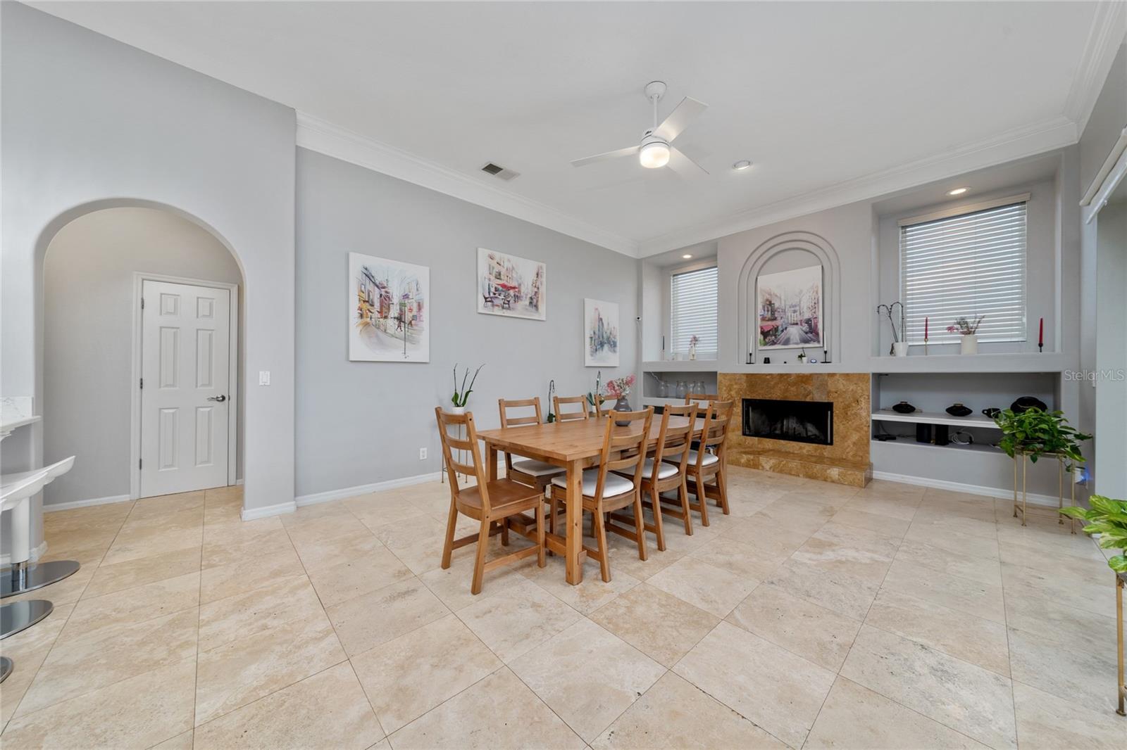 VISTA ROYALE - Residential