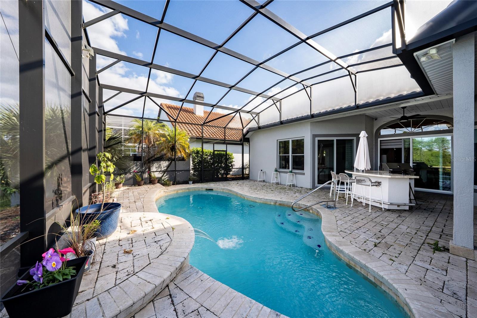 VISTA ROYALE - Residential