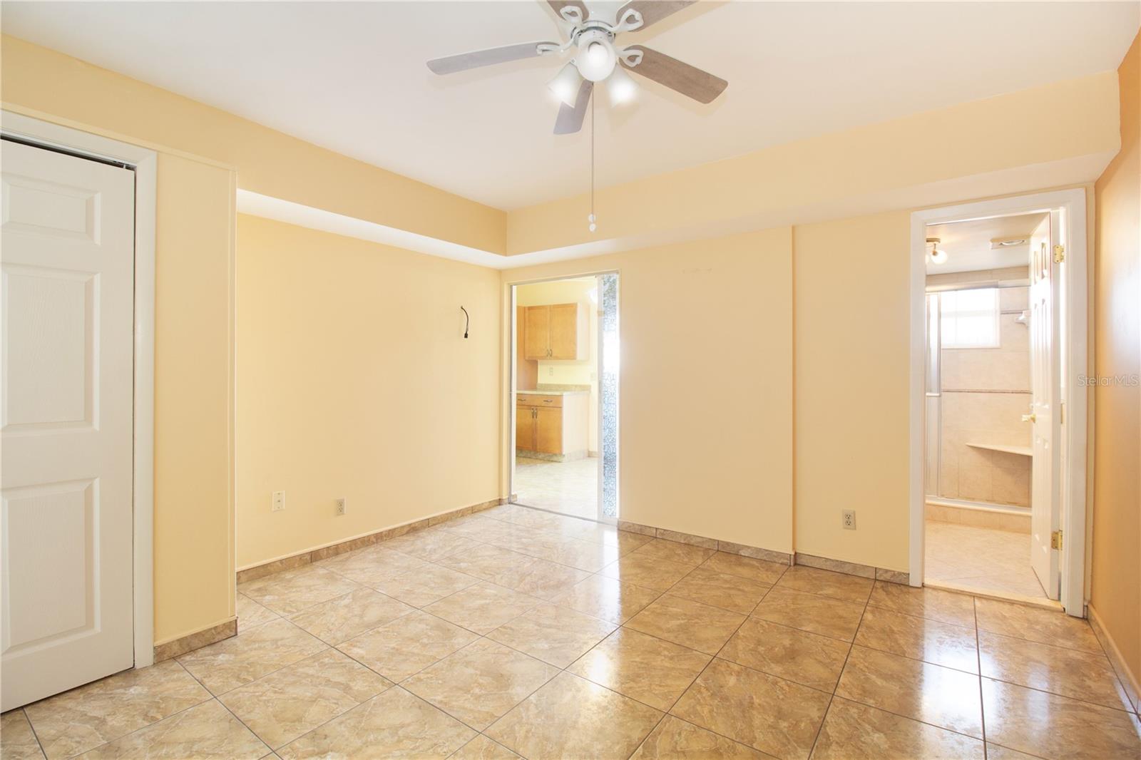 IMPERIAL EMBASSY CONDO - Residential