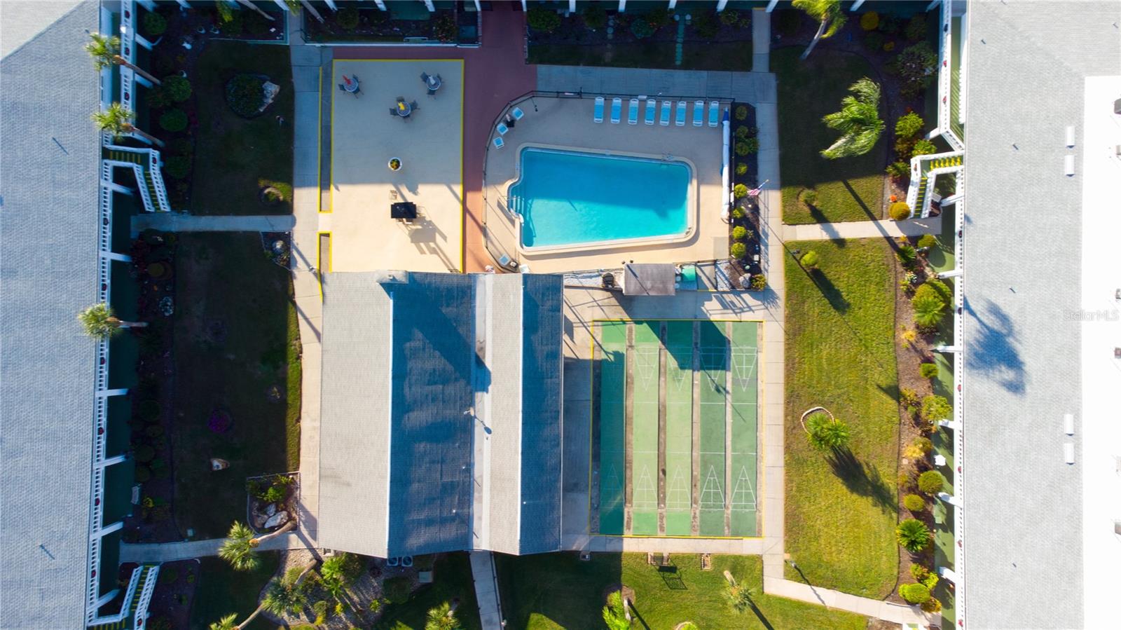 IMPERIAL EMBASSY CONDO - Residential