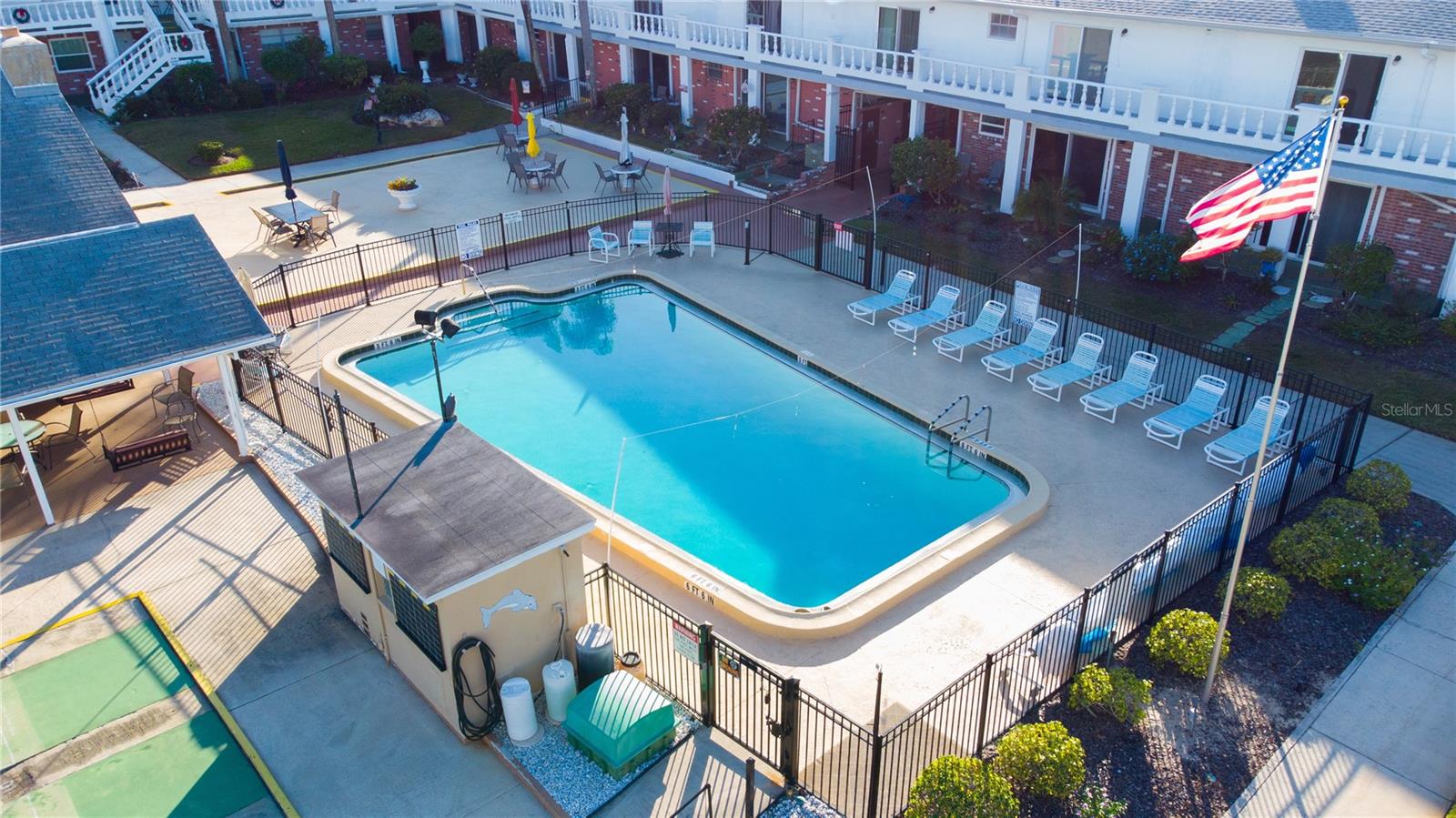 IMPERIAL EMBASSY CONDO - Residential