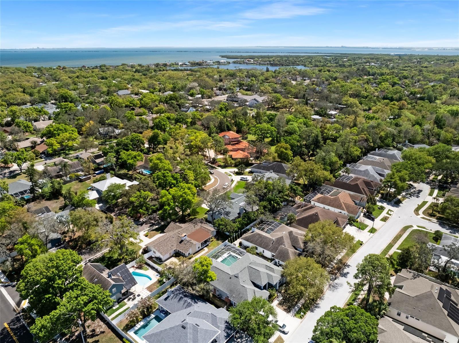 CRESTWOOD OAKS - Residential