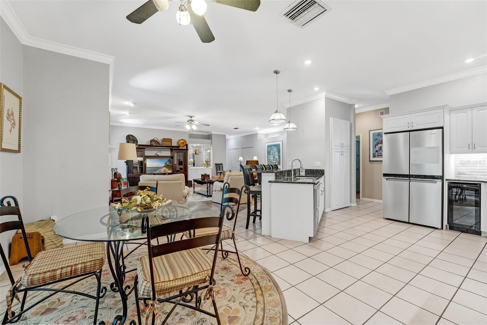 CRESTWOOD OAKS - Residential