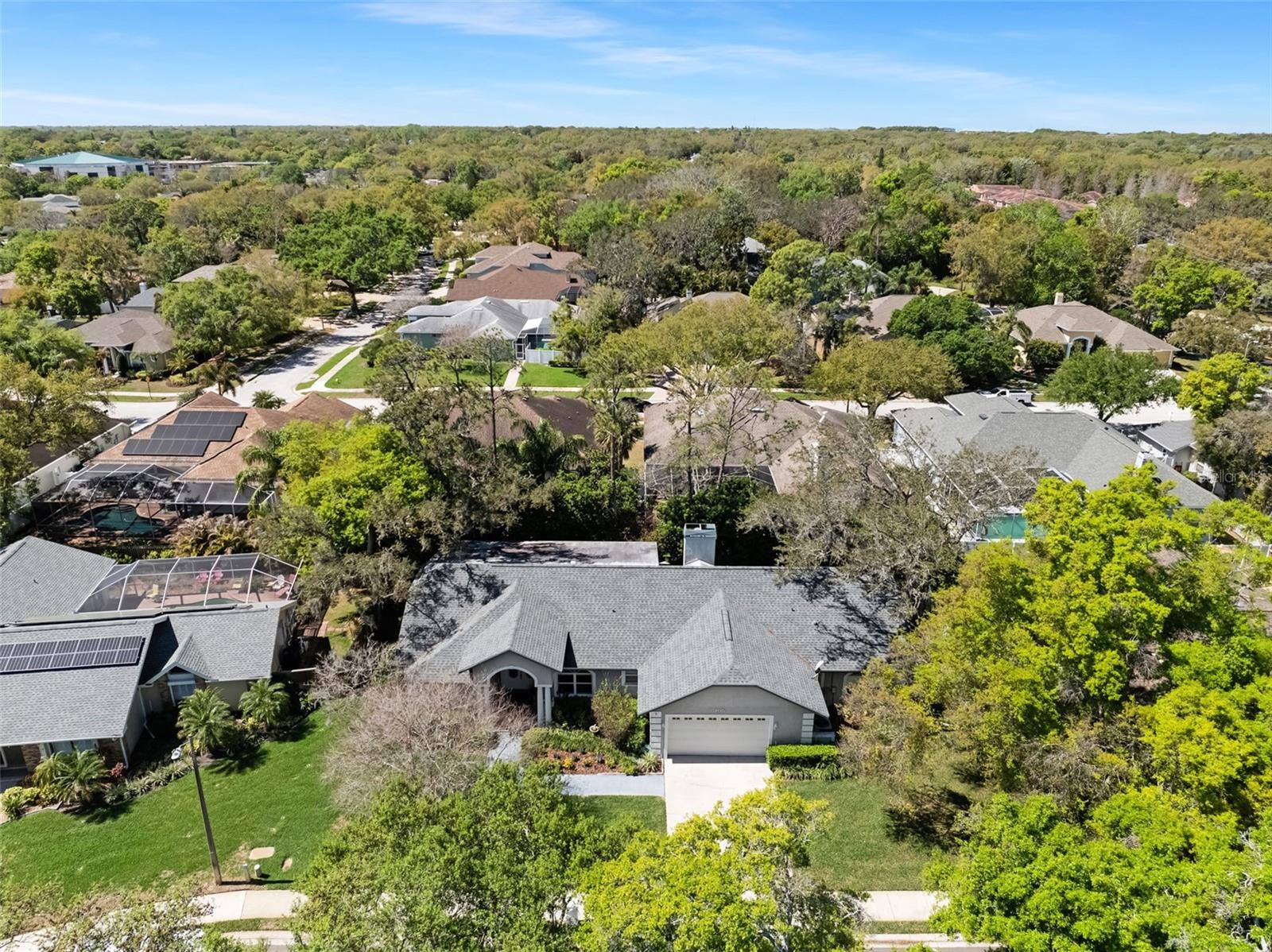 CRESTWOOD OAKS - Residential