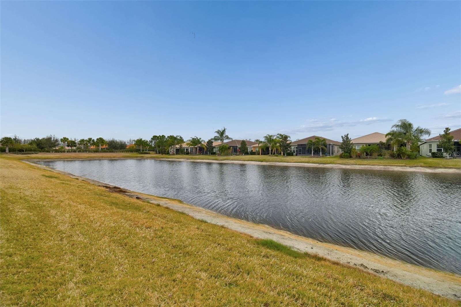 VALENCIA LAKES TR N - Residential