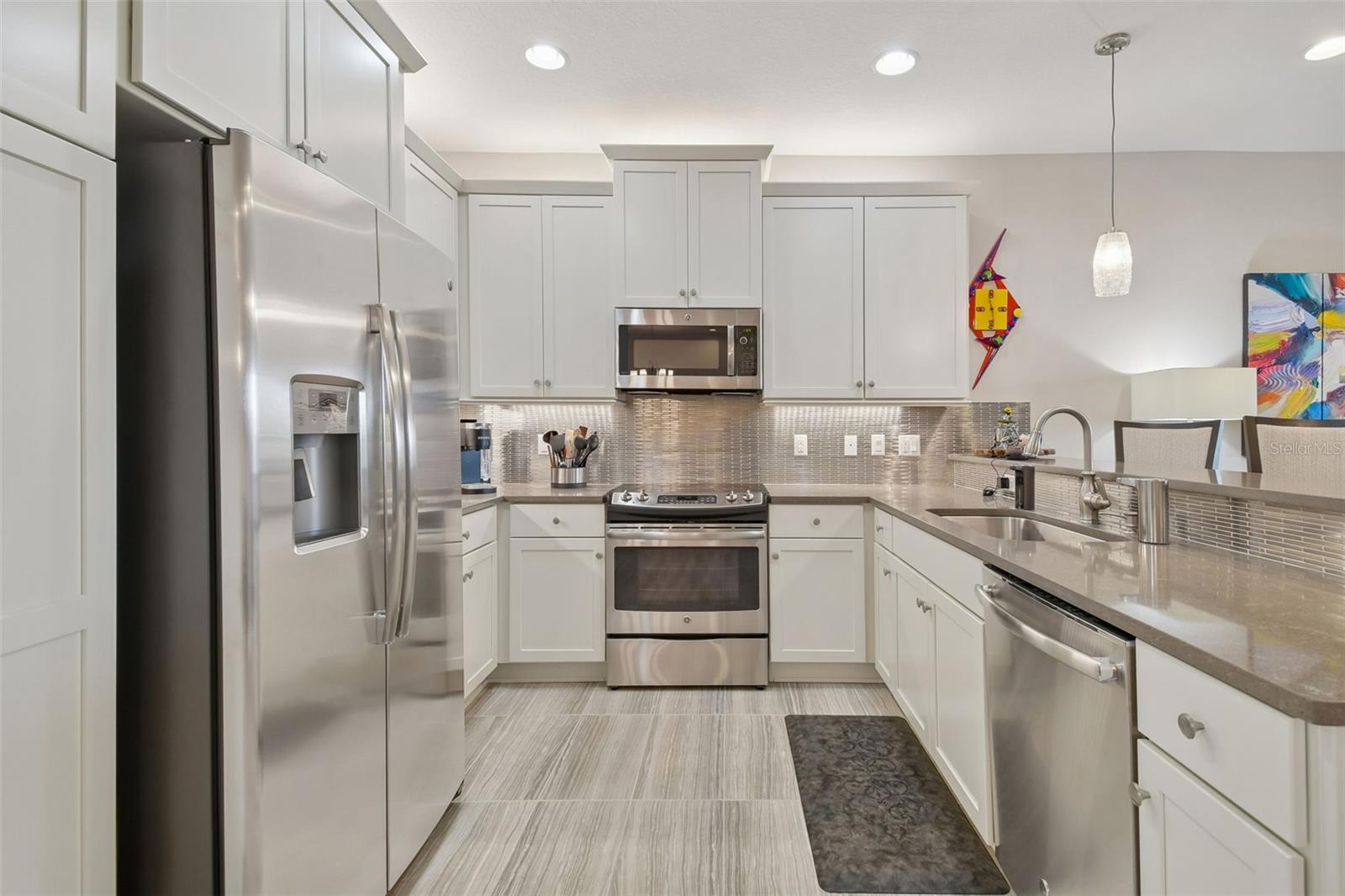 VALENCIA LAKES TR N - Residential