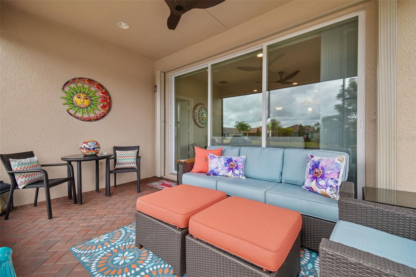 VALENCIA LAKES TR N - Residential