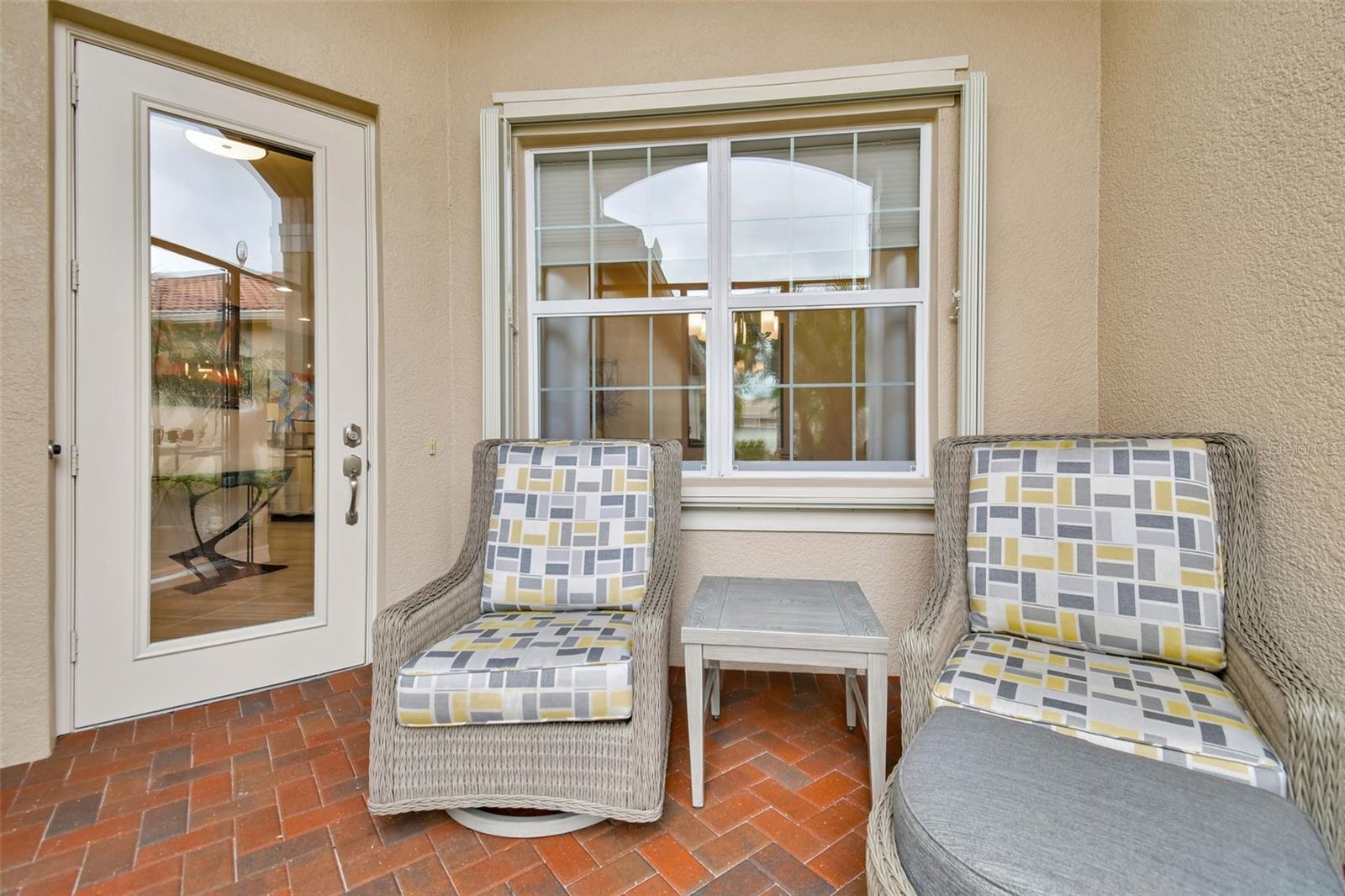 VALENCIA LAKES TR N - Residential