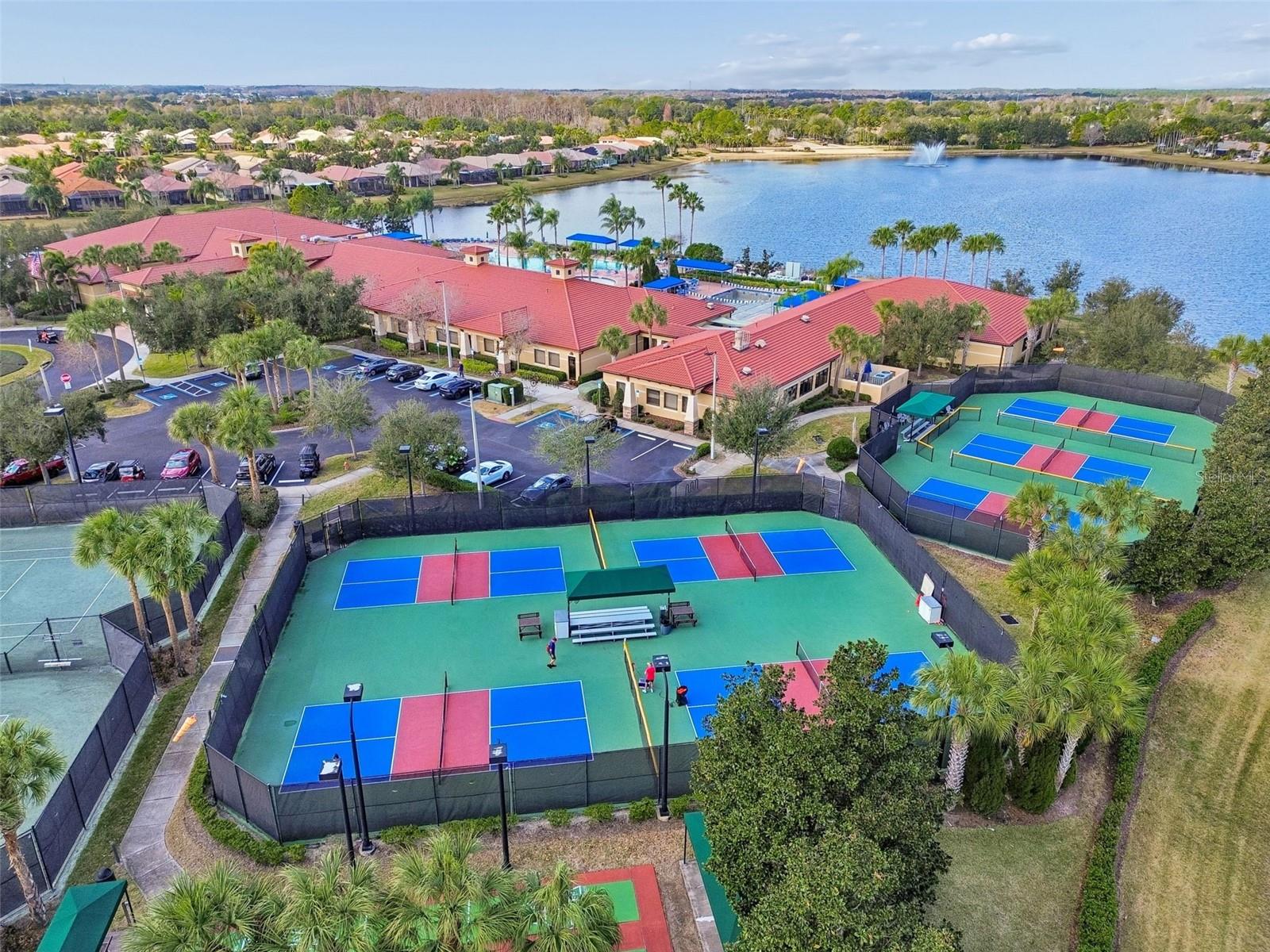 VALENCIA LAKES TR N - Residential