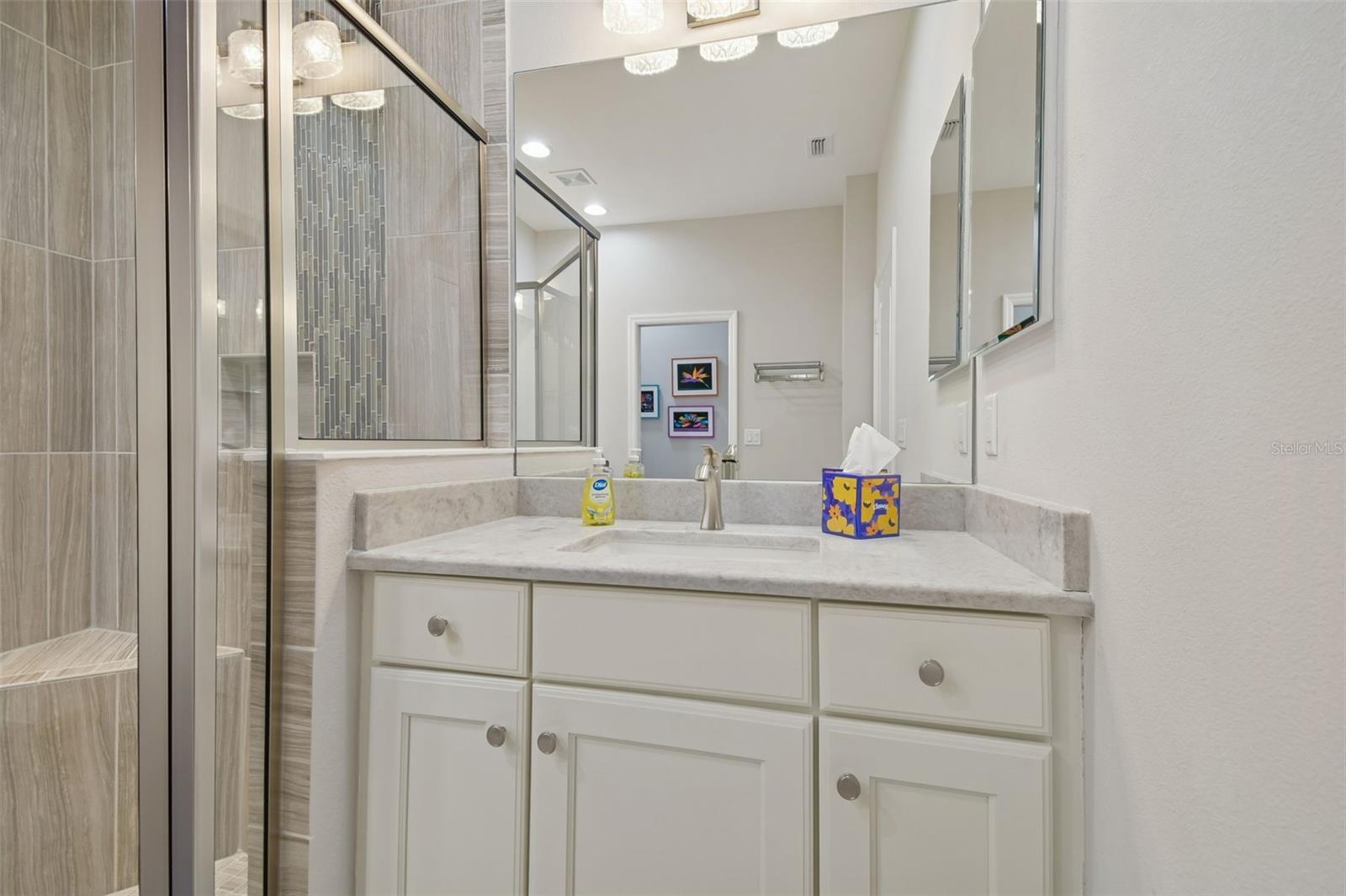 VALENCIA LAKES TR N - Residential