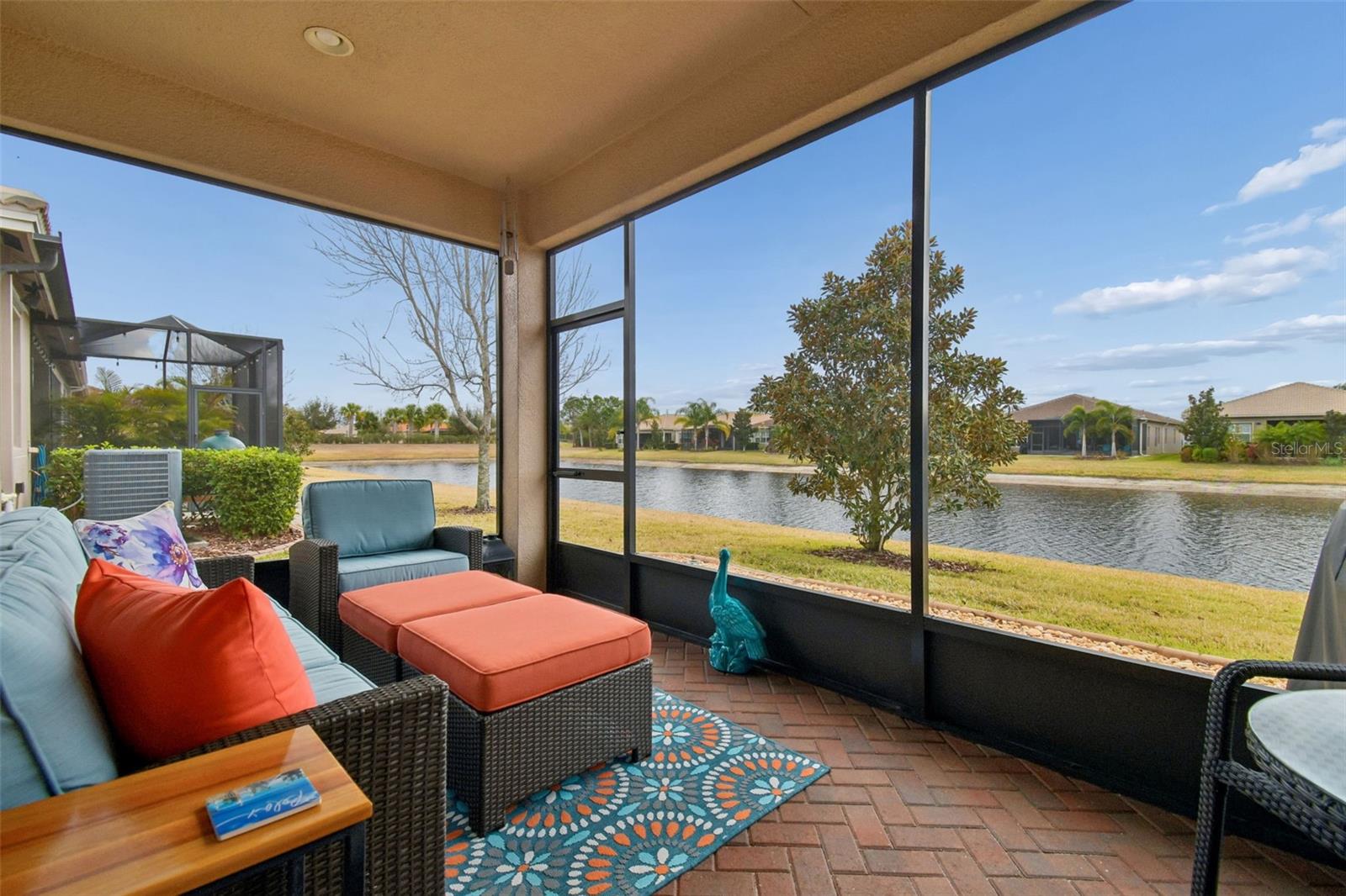 VALENCIA LAKES TR N - Residential