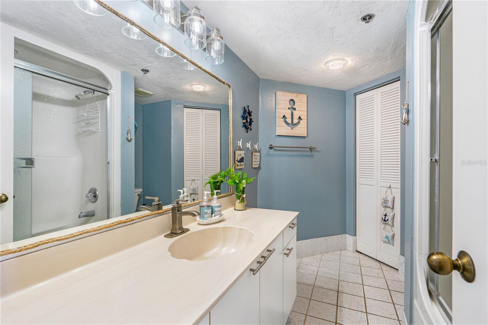 OCEANS ATRIUM ONE CONDO - Residential