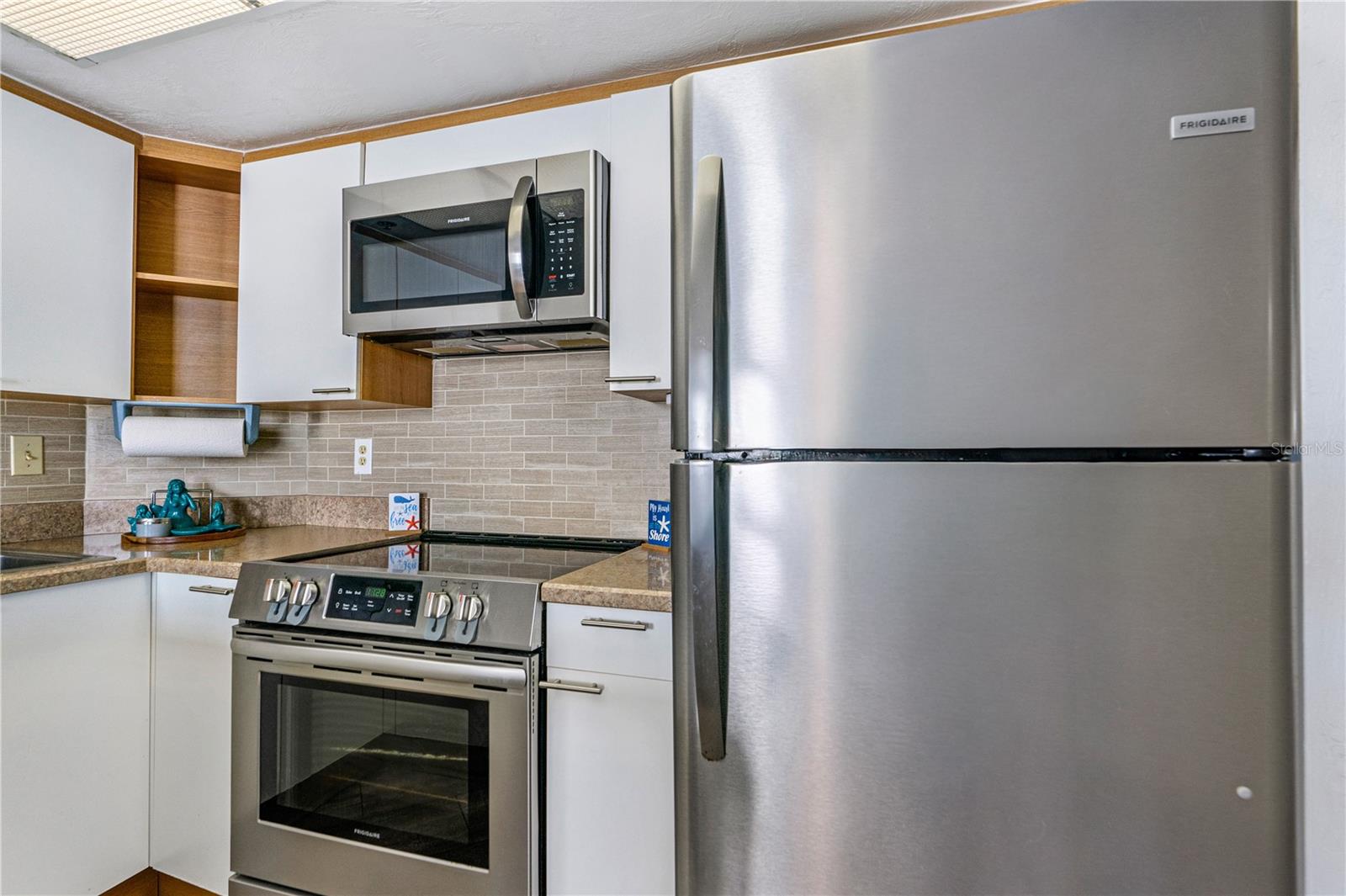 OCEANS ATRIUM ONE CONDO - Residential