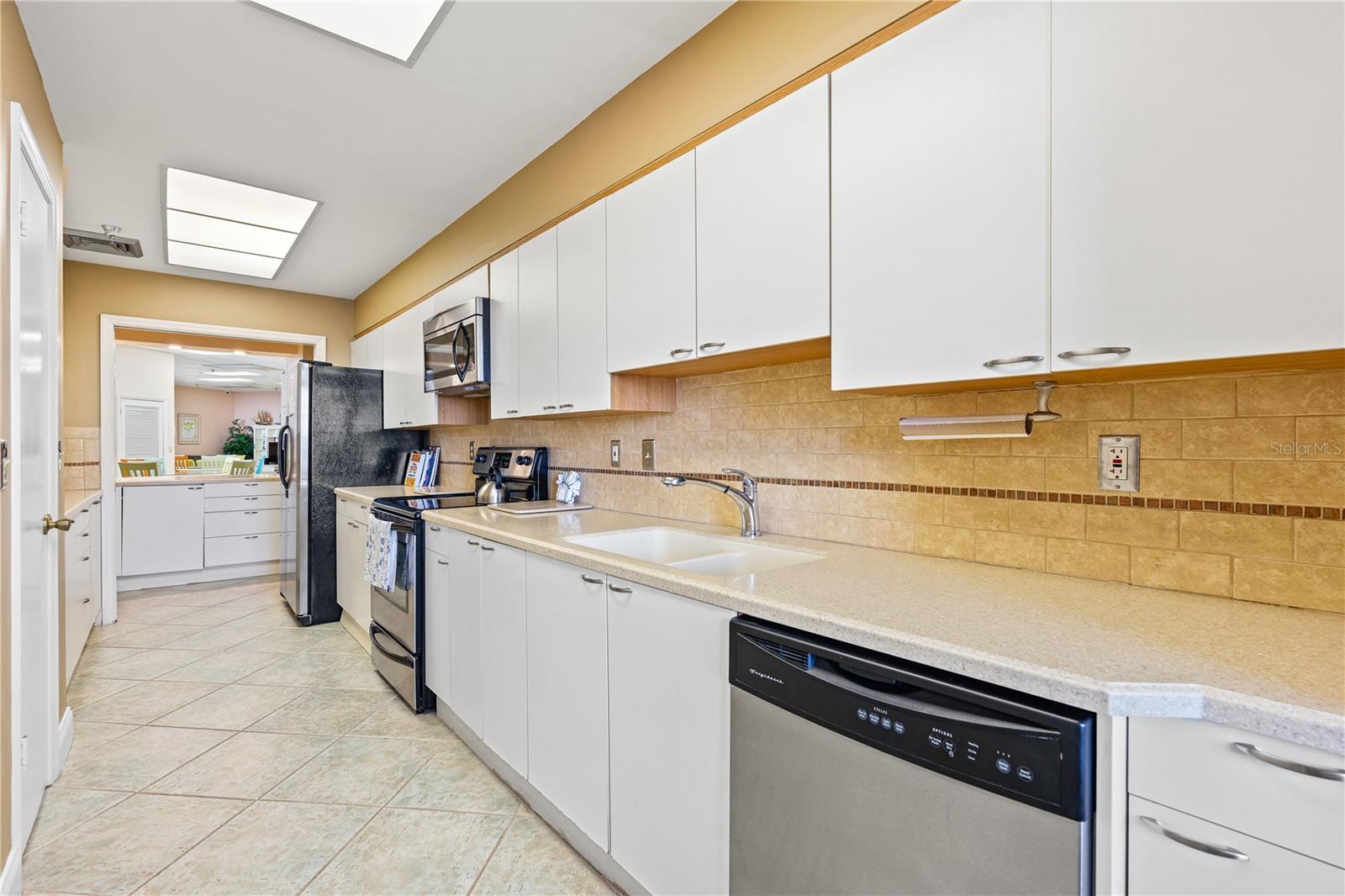 OCEANS ATRIUM ONE CONDO - Residential