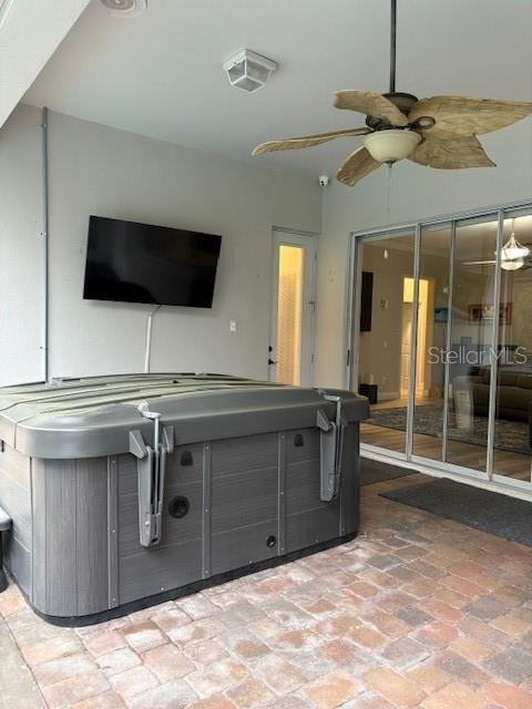 PICKETTS COVE - Residential