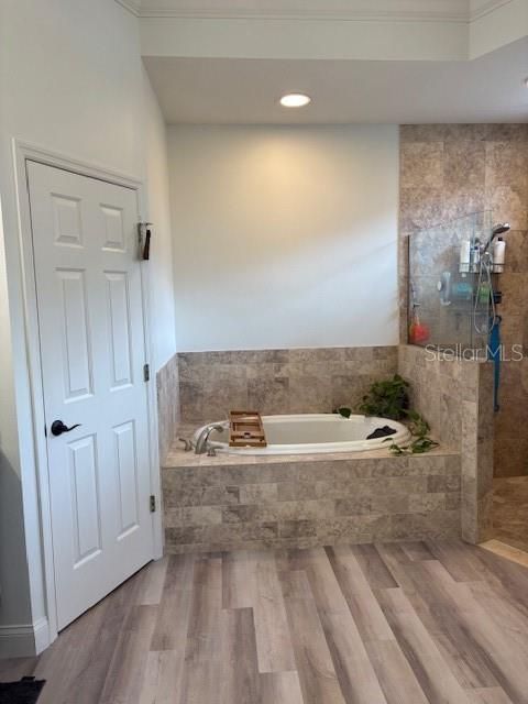 PICKETTS COVE - Residential