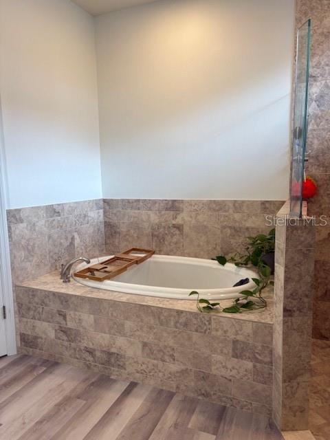 PICKETTS COVE - Residential