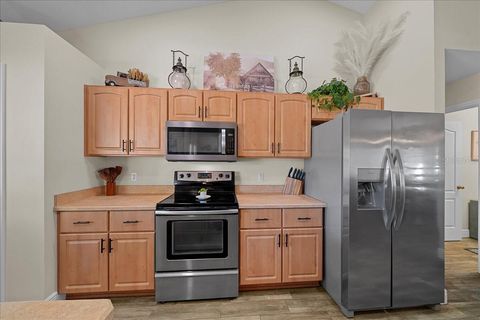 Tiny photo for 8029 SW 62nd Avenue, Ocala, FL 34476 (MLS # OM719932)