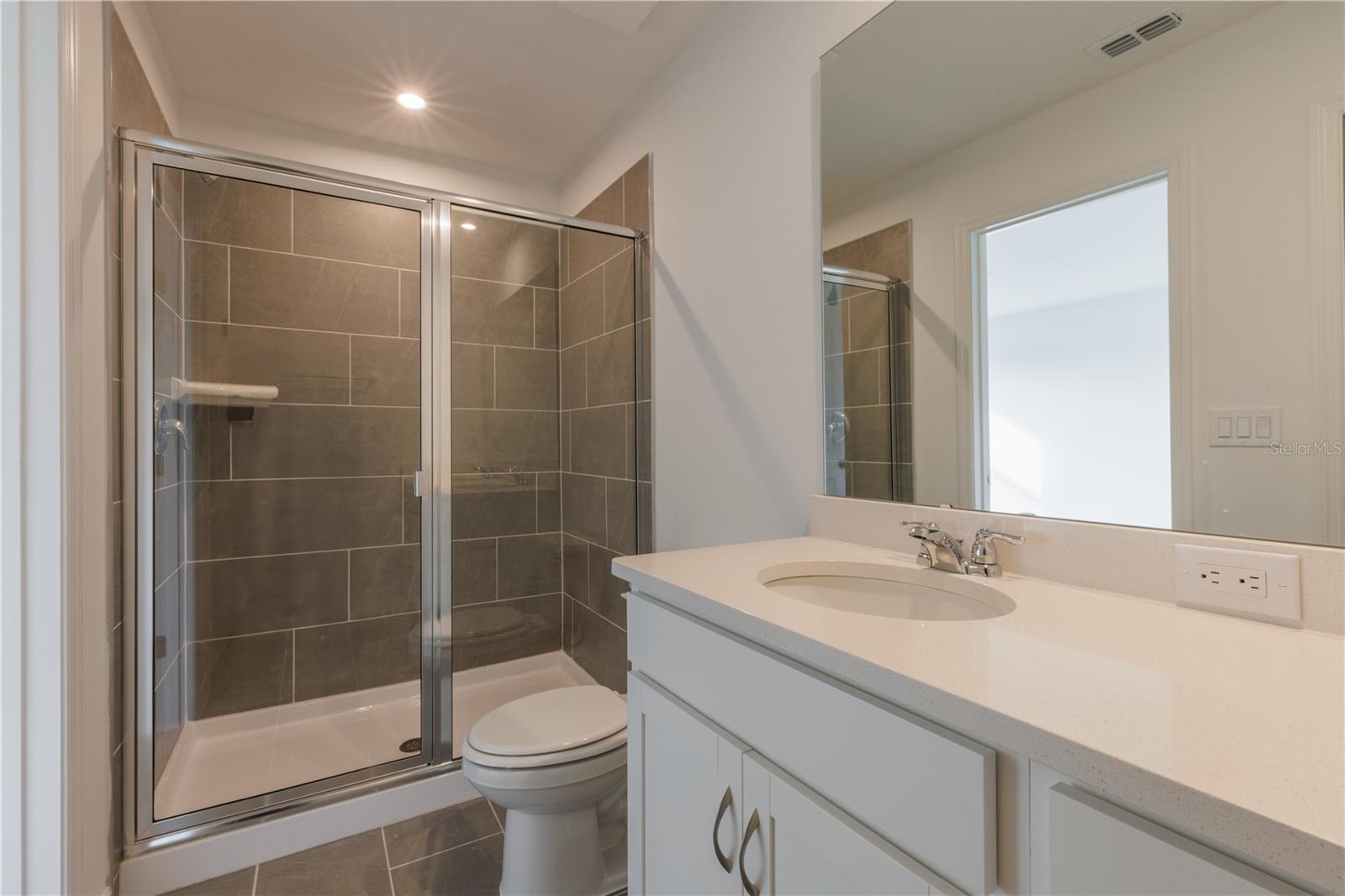 AVALON PARK TAVARES - Residential Lease