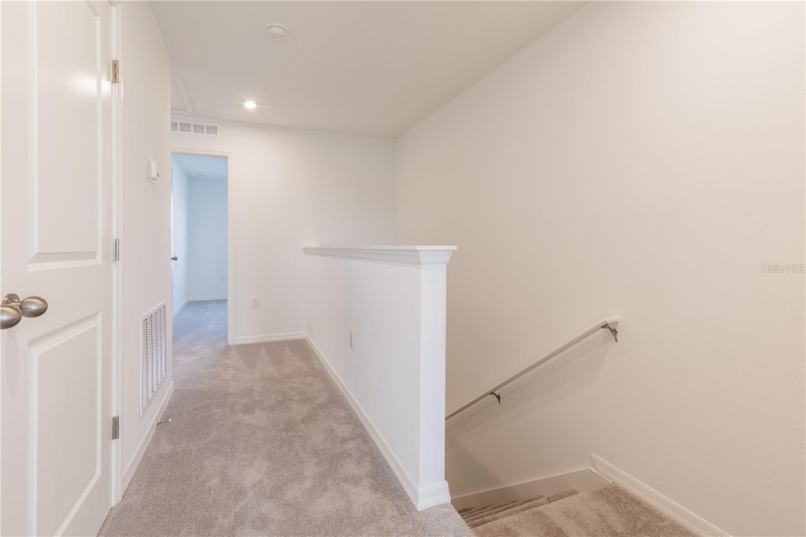 AVALON PARK TAVARES - Residential Lease