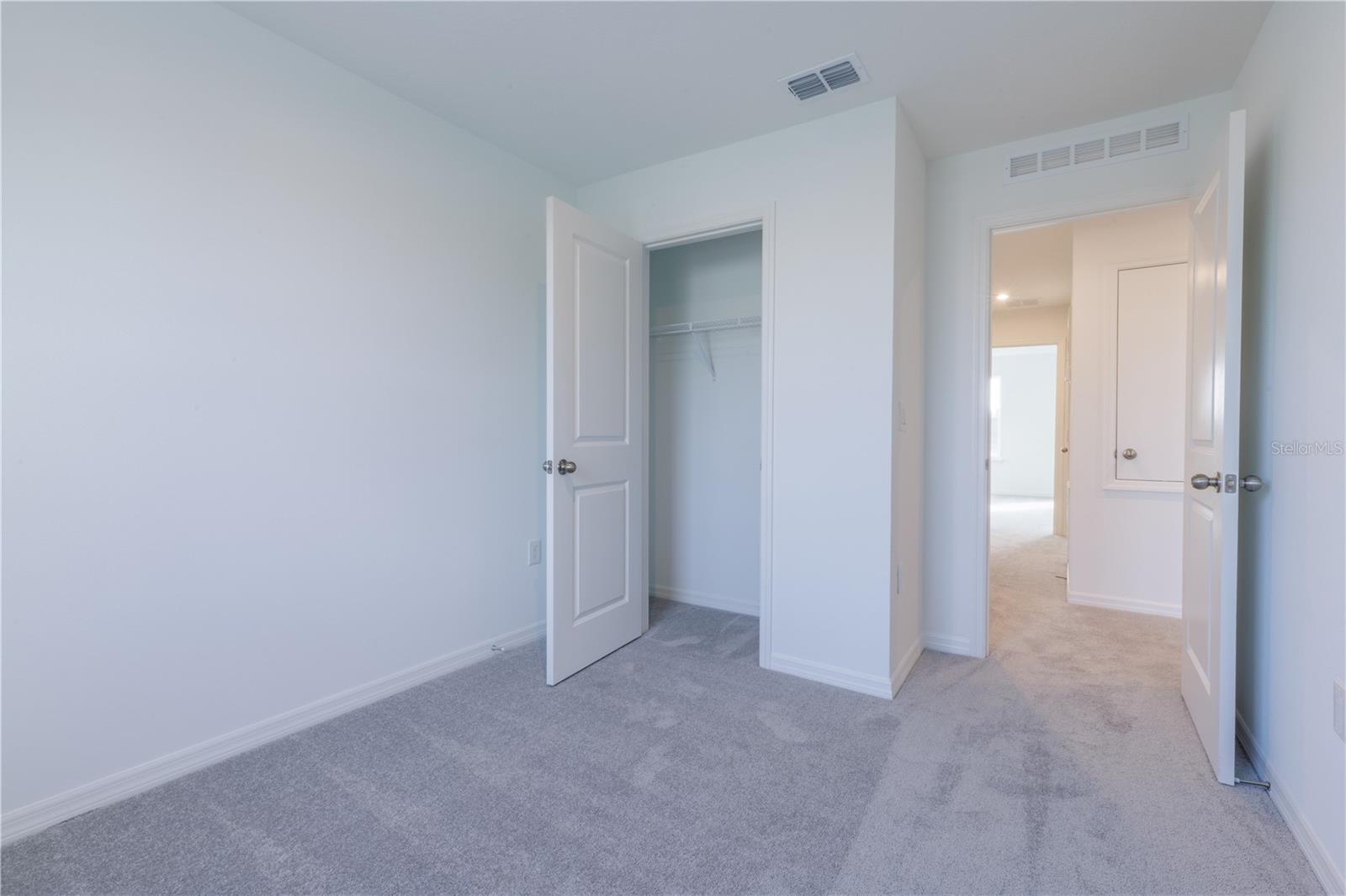 AVALON PARK TAVARES - Residential Lease