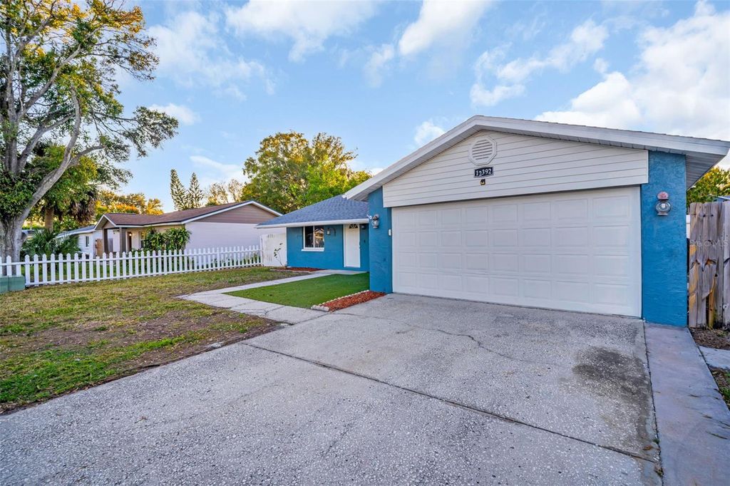 Photo of 12392 Cumberland Drive, Largo, FL 33773 (MLS # TB8460268)