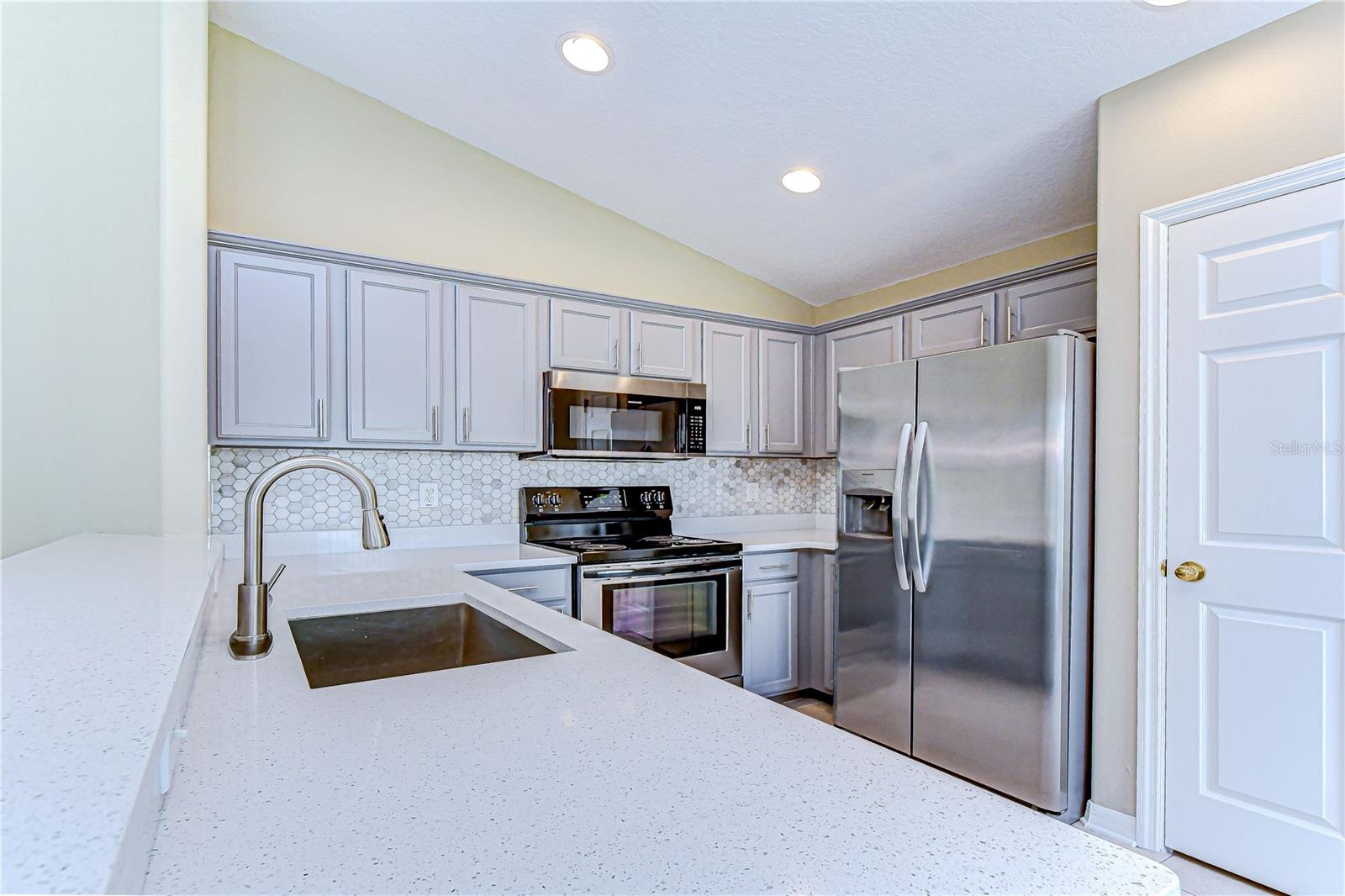 DUPREE LAKES PH 02 - Residential