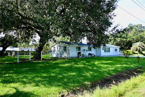 Photo of 2858 Pershing Street, Kissimmee, FL 34741 (MLS # S5136158)