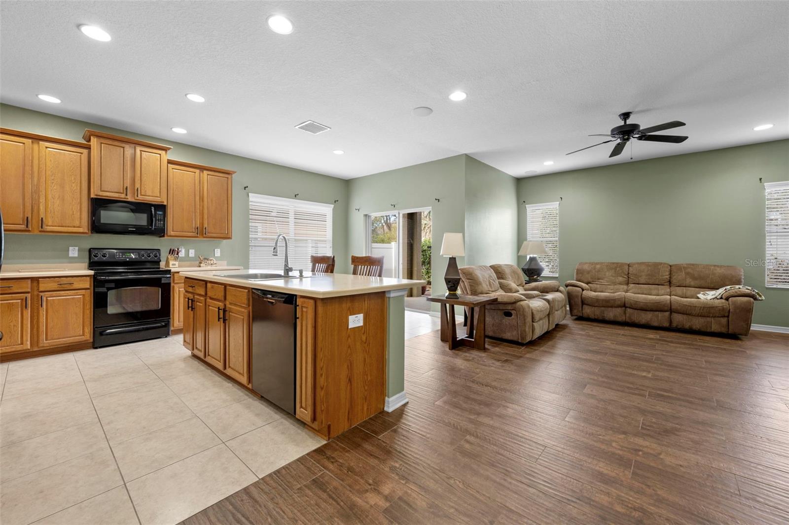 VILLAGES AT AVALON PH 1 - Residential