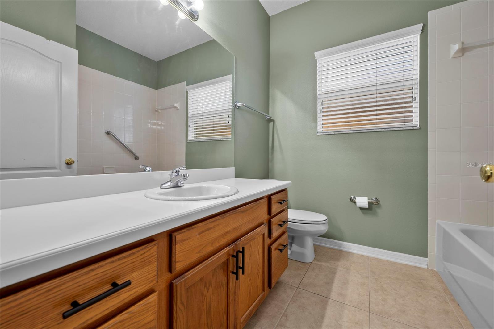 VILLAGES AT AVALON PH 1 - Residential