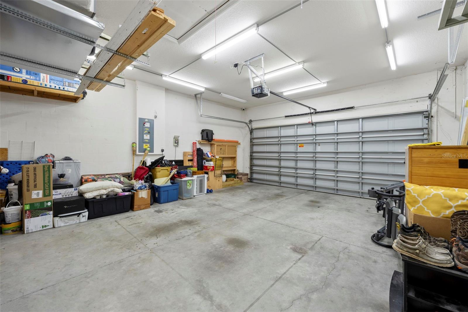 VILLAGES AT AVALON PH 1 - Residential