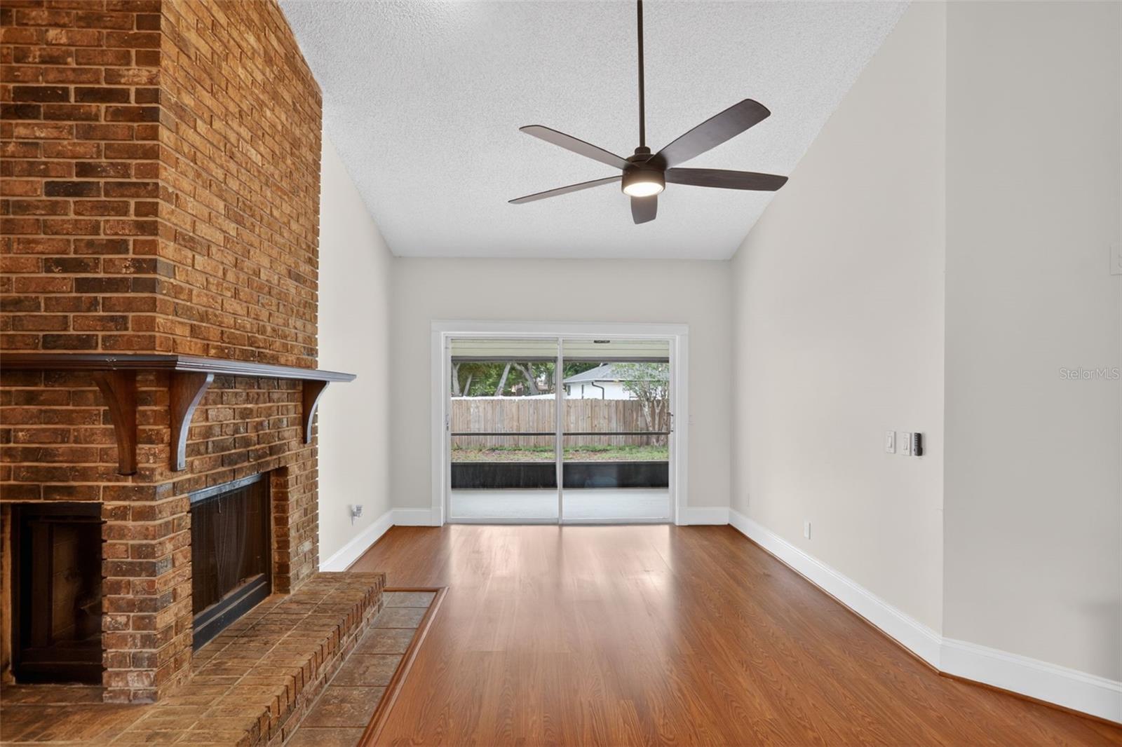 1832 E CHERYL DRIVE