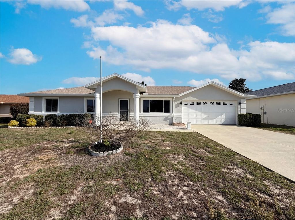 Photo of 5947 SW 98th Street Road, Ocala, FL 34476 (MLS # O6397677)