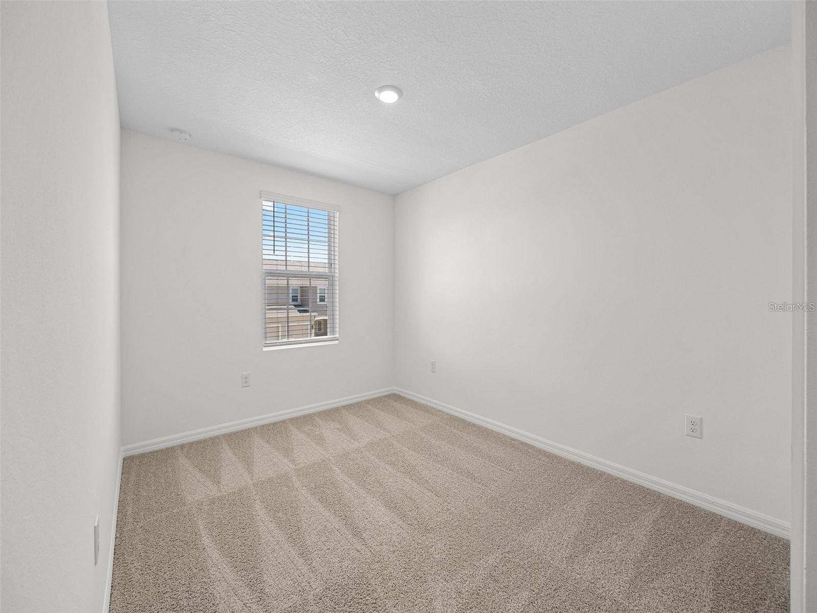 SORRENTO PH I - Residential Lease