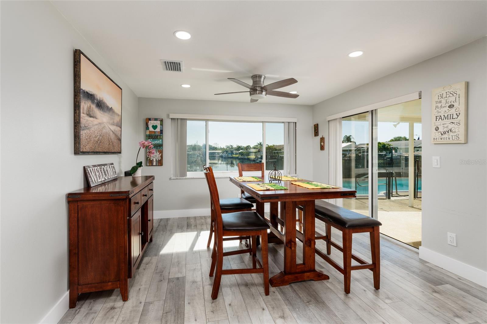 RIVIERA NORTH THE 1ST ADD - Residential