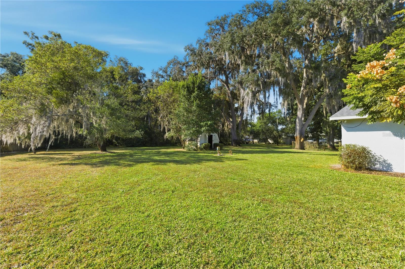 ARCHWOOD ESTATES UNREC SUB - Residential