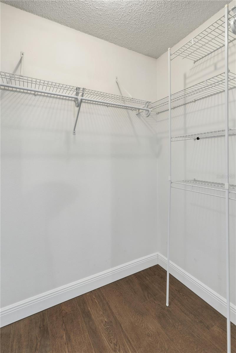 ARCHWOOD ESTATES UNREC SUB - Residential