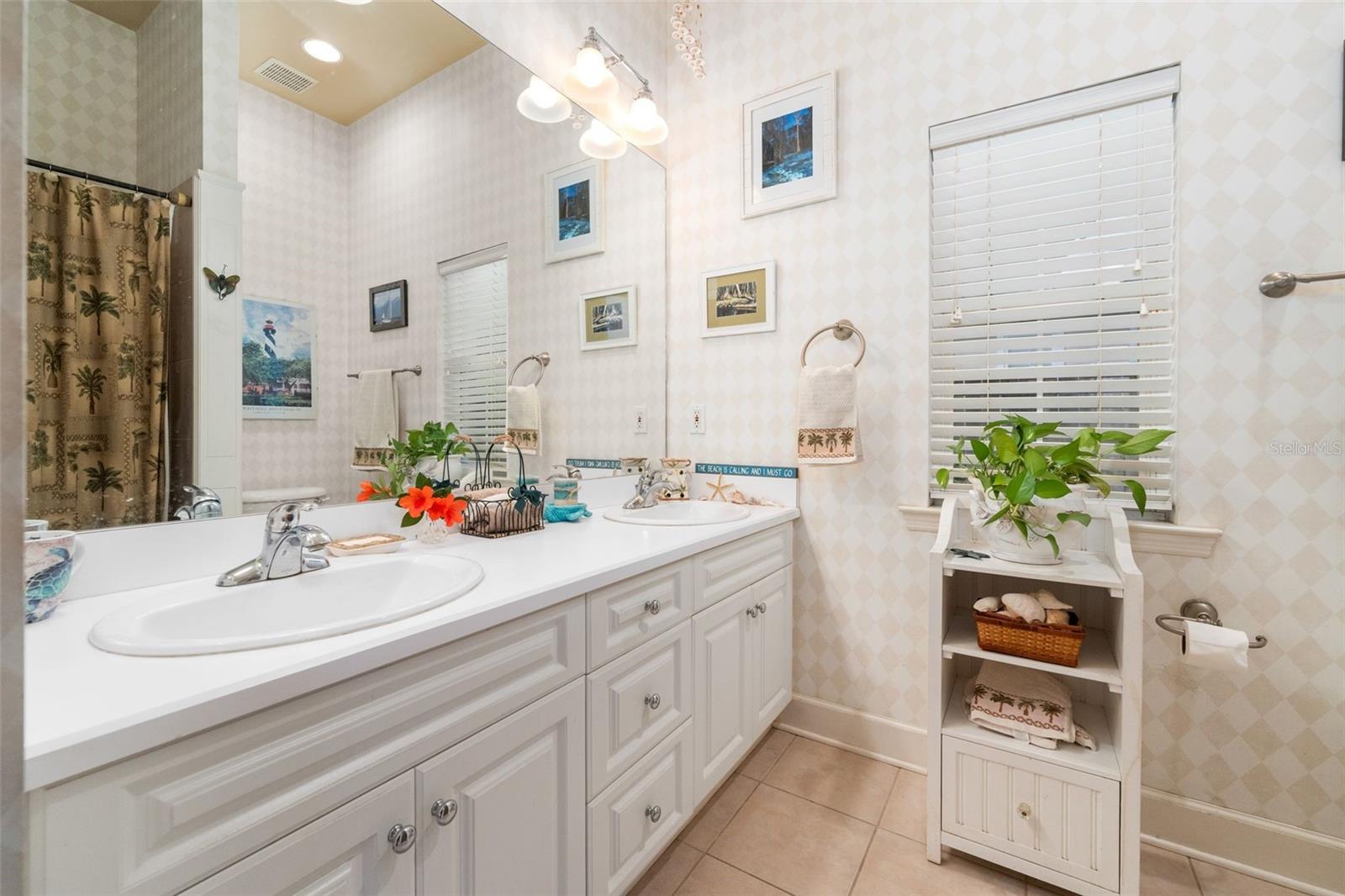 HAILE PLANTATION UNIT 33 PH II - Residential