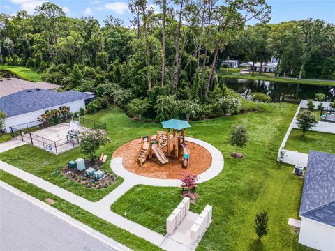 A home in LAKELAND