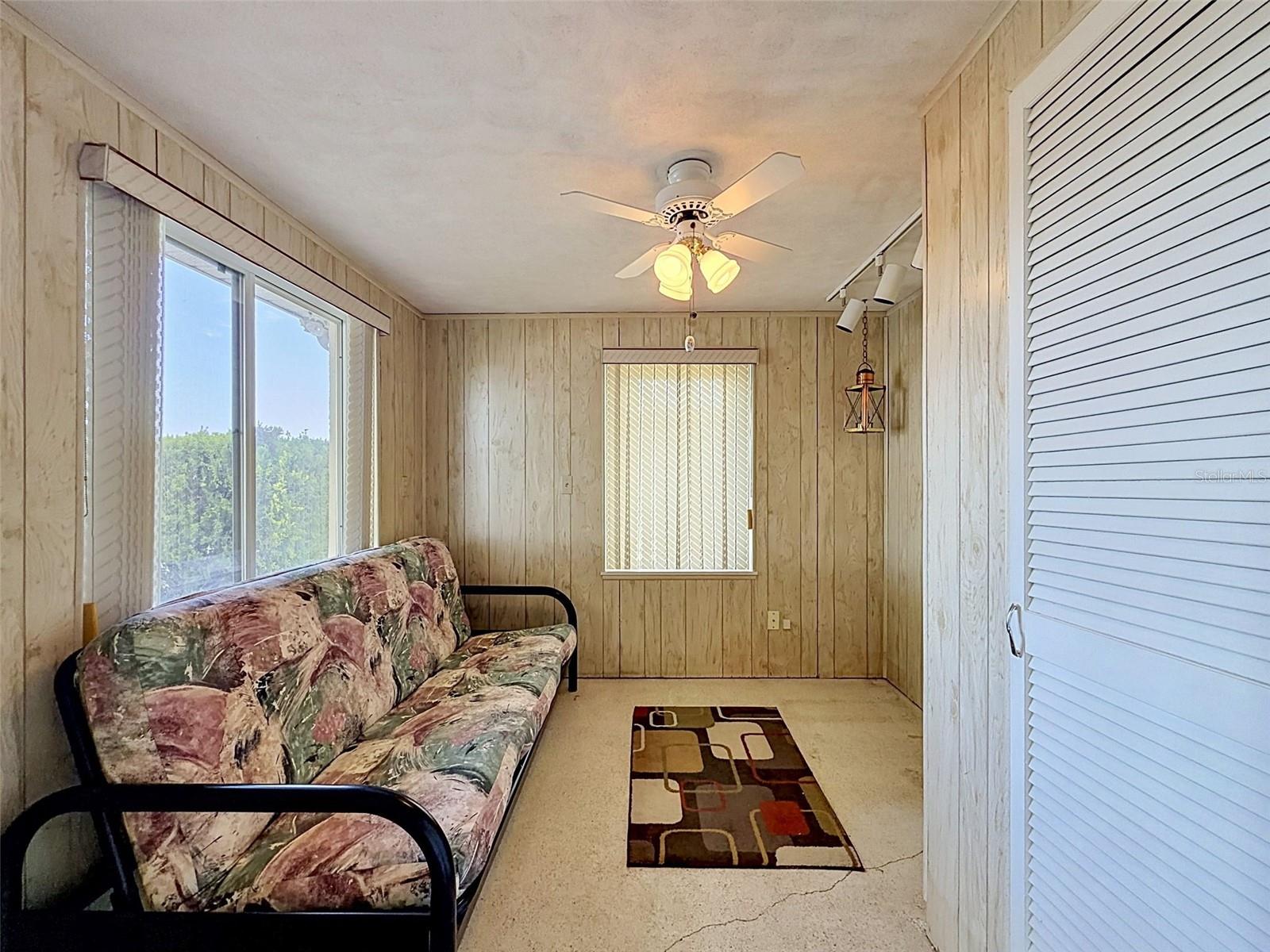 LEISURE BEACH - Residential