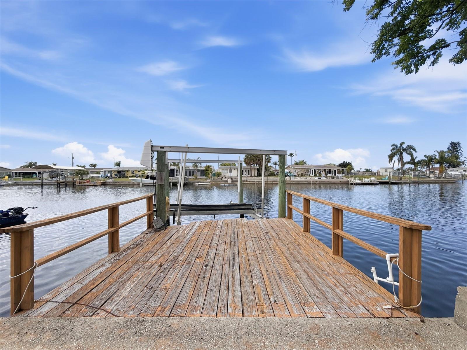 LEISURE BEACH - Residential