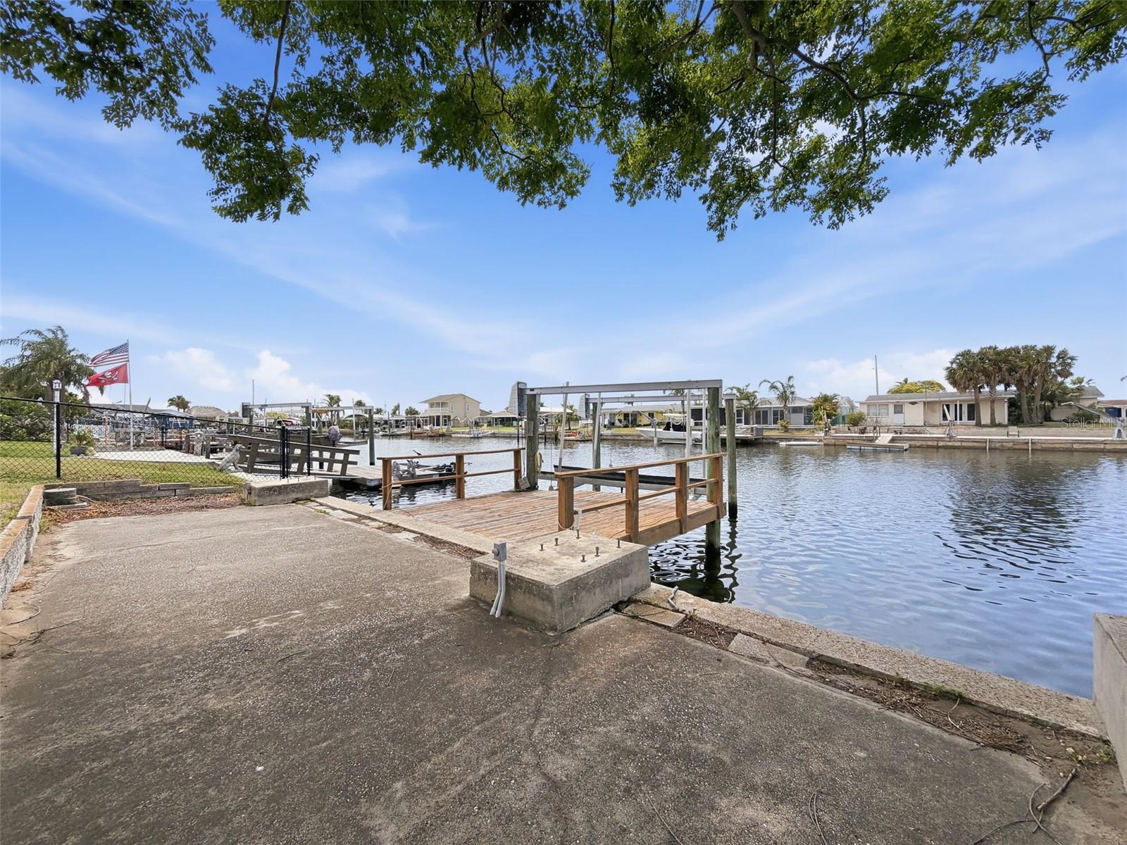 LEISURE BEACH - Residential